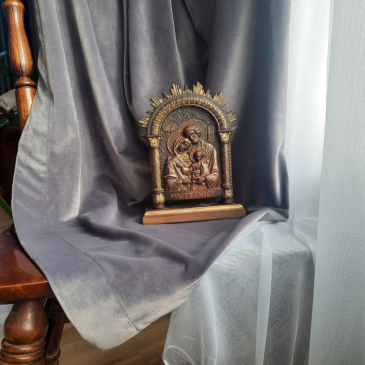 Holy Family on the stand