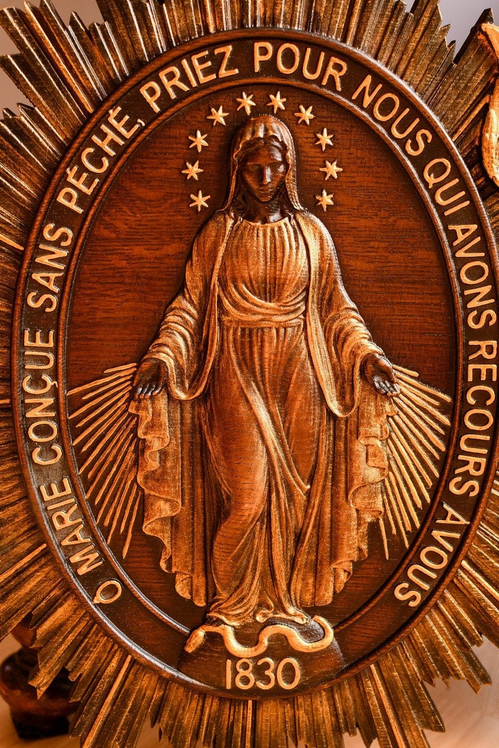 Medalla Milagrosa Wooden Image