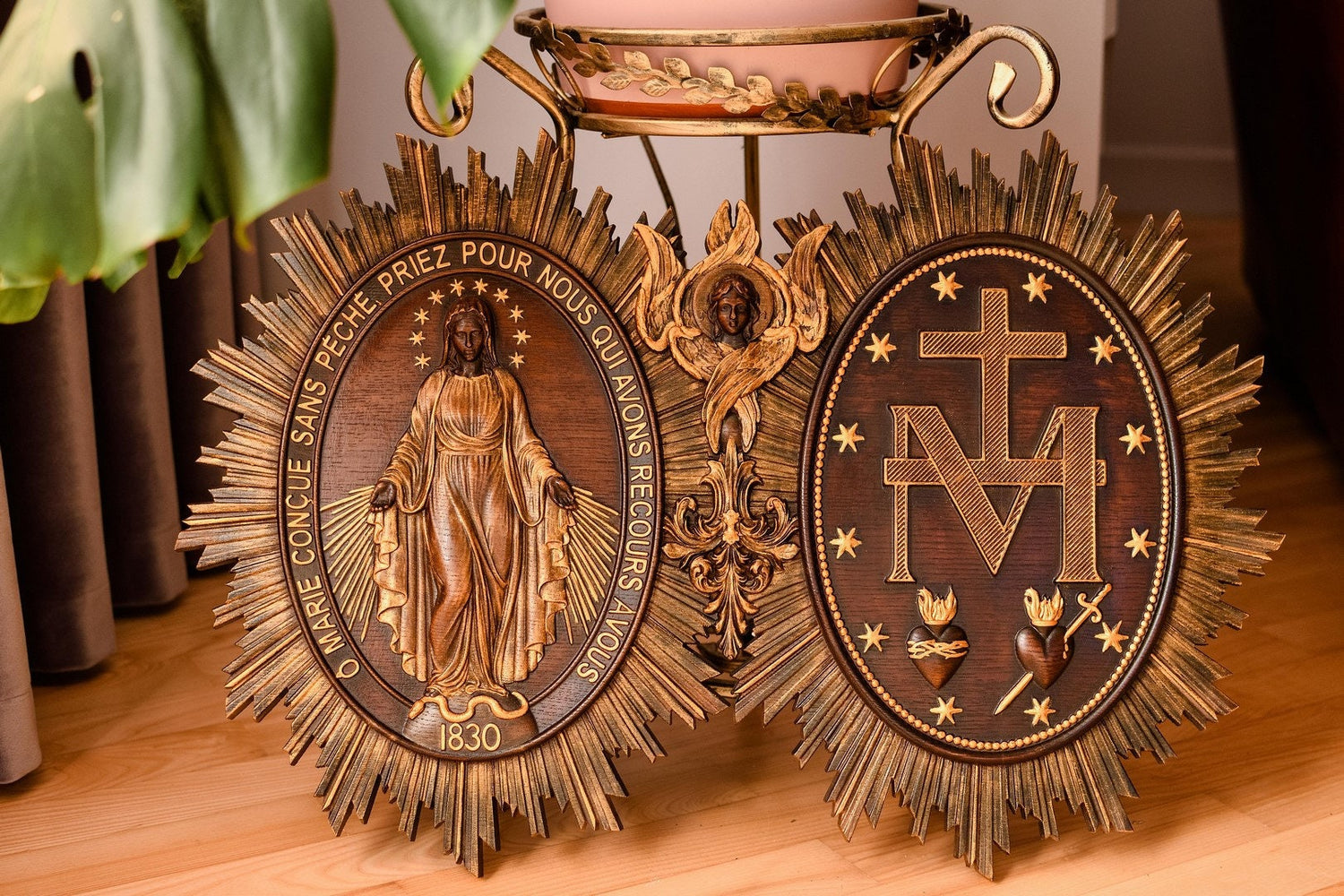 Medalla Milagrosa Wooden Image