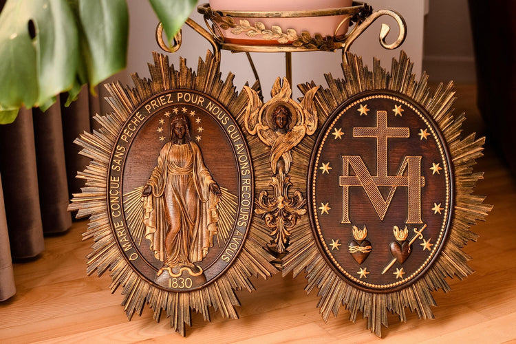 Medalla Milagrosa Wooden Image