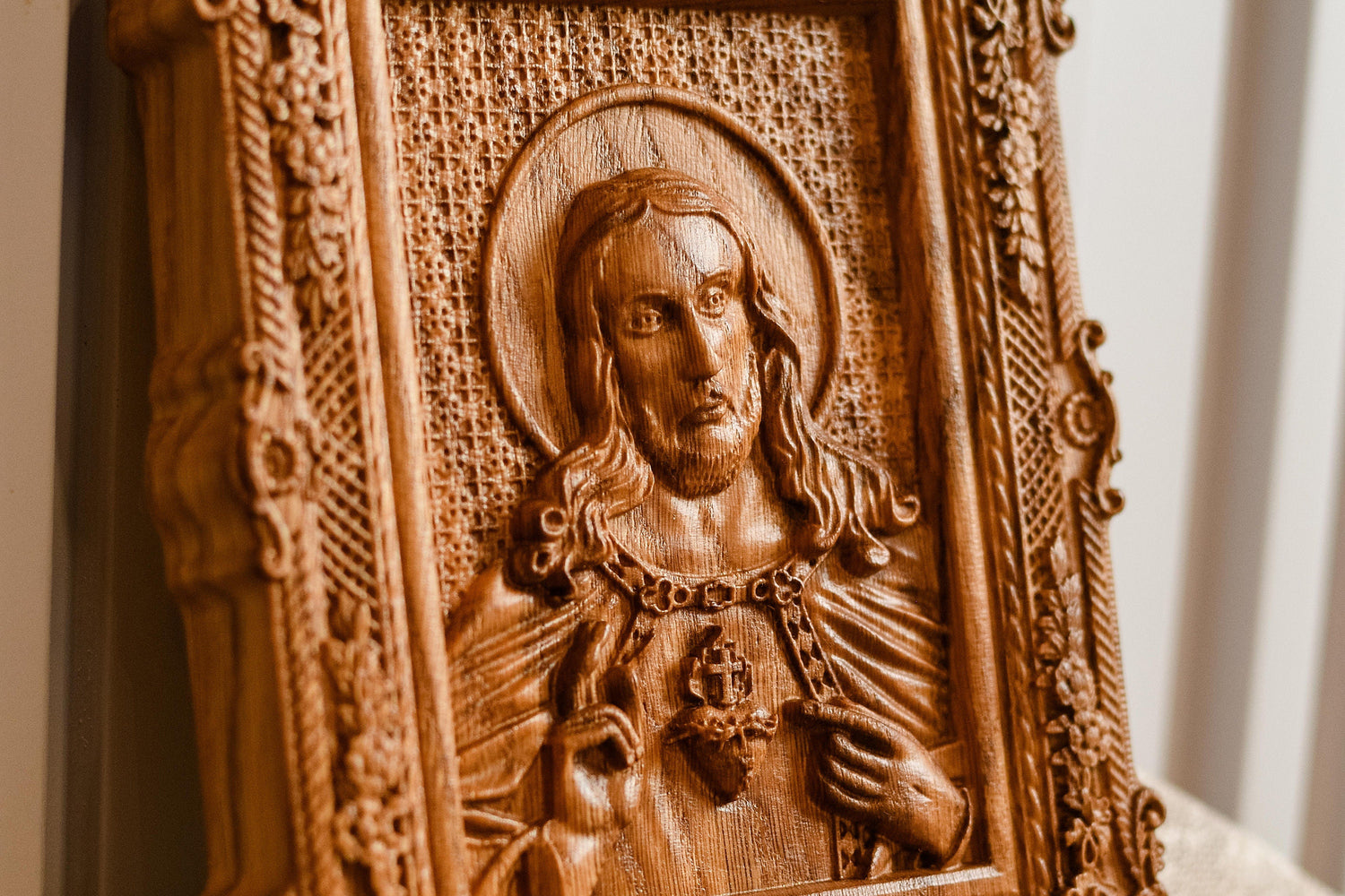 Sacred Heart of Jesus Wooden Image Floral Design