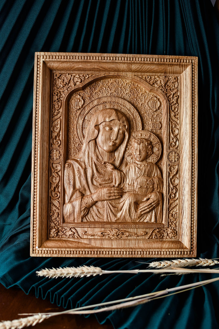 Virgin Mary wall plaque