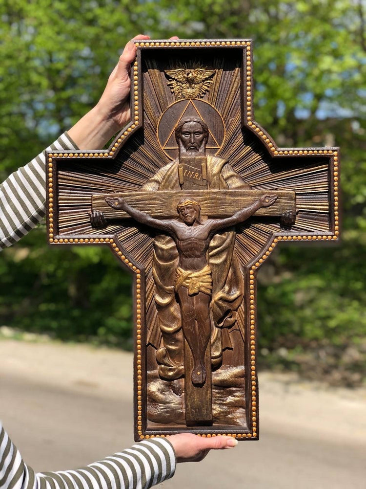 The Holy Trinity in the Cross