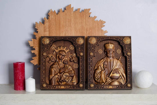 Virgin Mary and Jesus Set of two Wooden panels