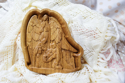 Angel Protecting Family