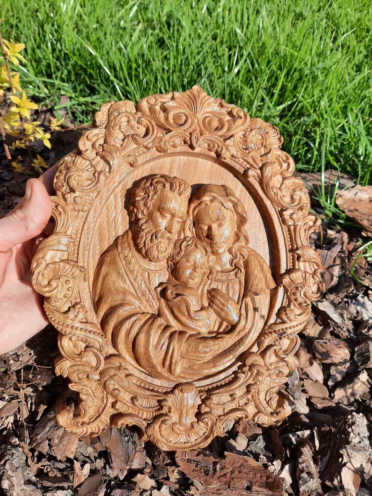 Holy Familly Wooden Carved Icon with Classical Frame 116