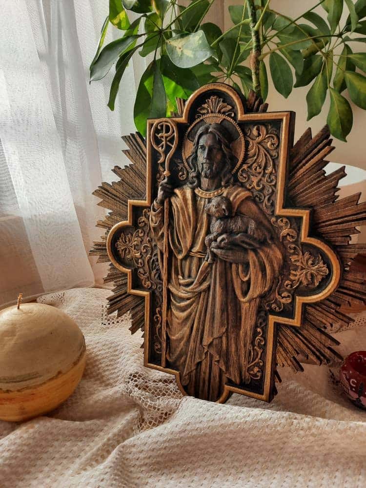 Good Shepherd religious gift Wooden carved chrirstian wall art - Free personal engraving - Natural oak - Handmade wood wall decor